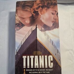 Titanic Widescreen VHS 2 Tape Set